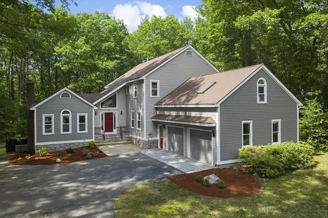 5 Collins Brook Road Windham NH 03087