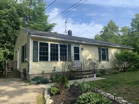 860 H Road Acton ME 04001