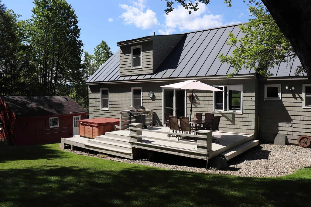 491 Noyes Farm Road Hyde Park VT 05655