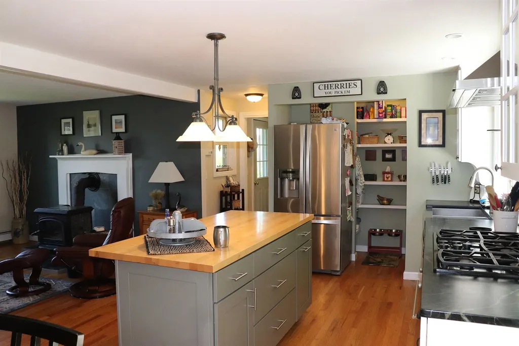 491 Noyes Farm Road Hyde Park VT 05655