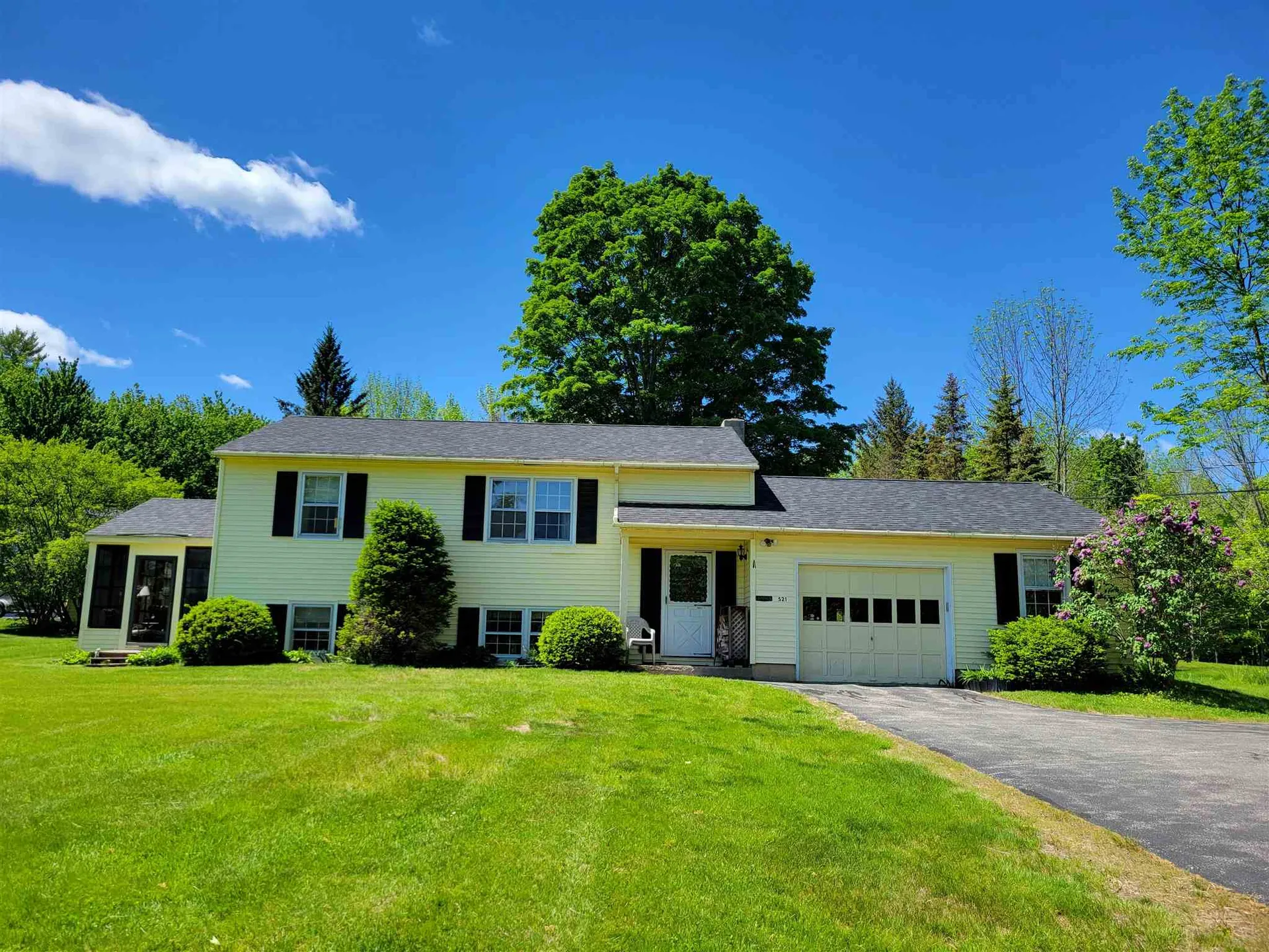 521 South Main Street Wolfeboro NH 03894