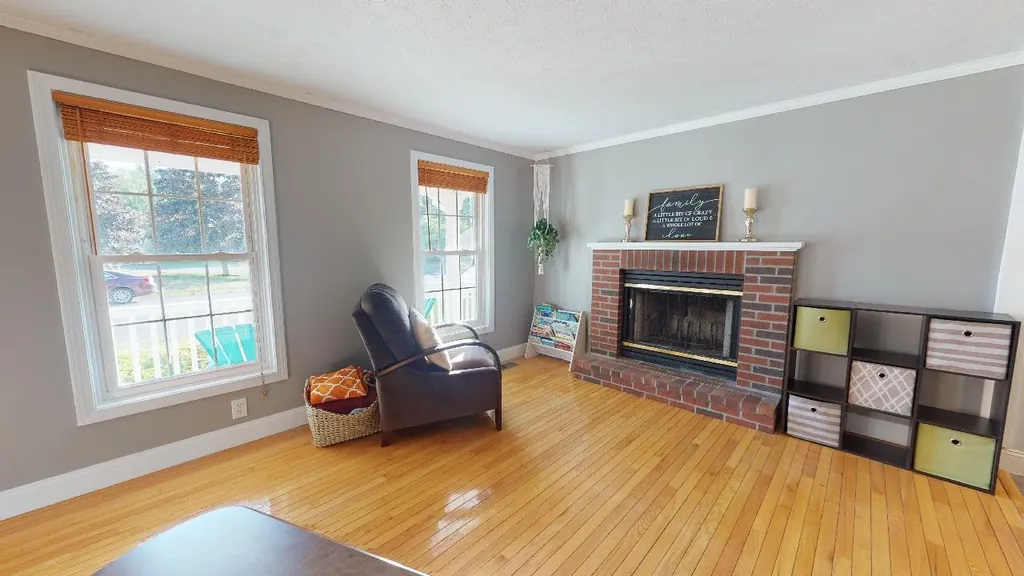 381 Aaron Drive Manchester NH 03109