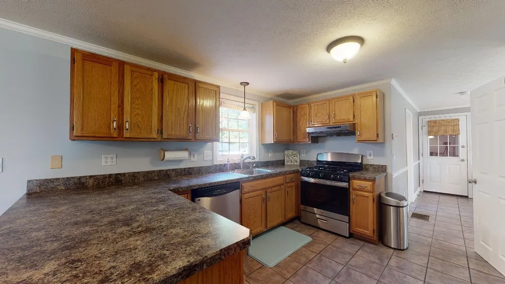 381 Aaron Drive Manchester NH 03109