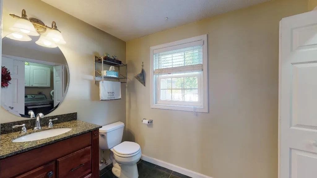 381 Aaron Drive Manchester NH 03109