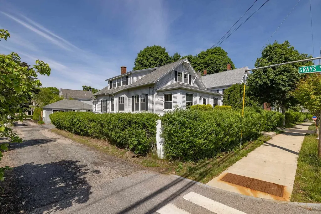 219 Sagamore Avenue Portsmouth NH 03801
