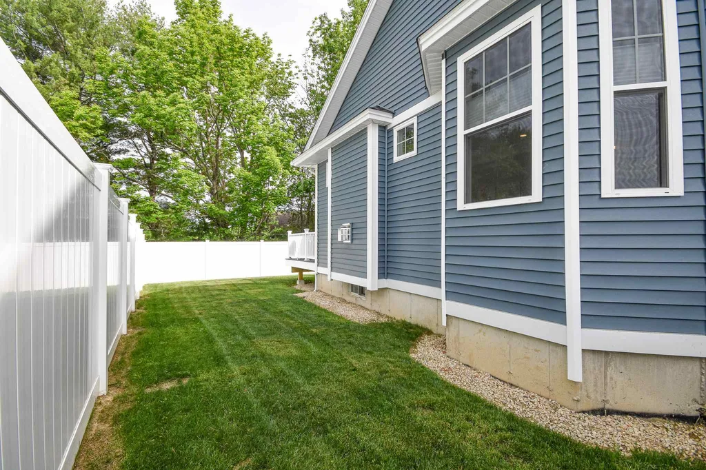 15 Topaz Drive Dover NH 03820