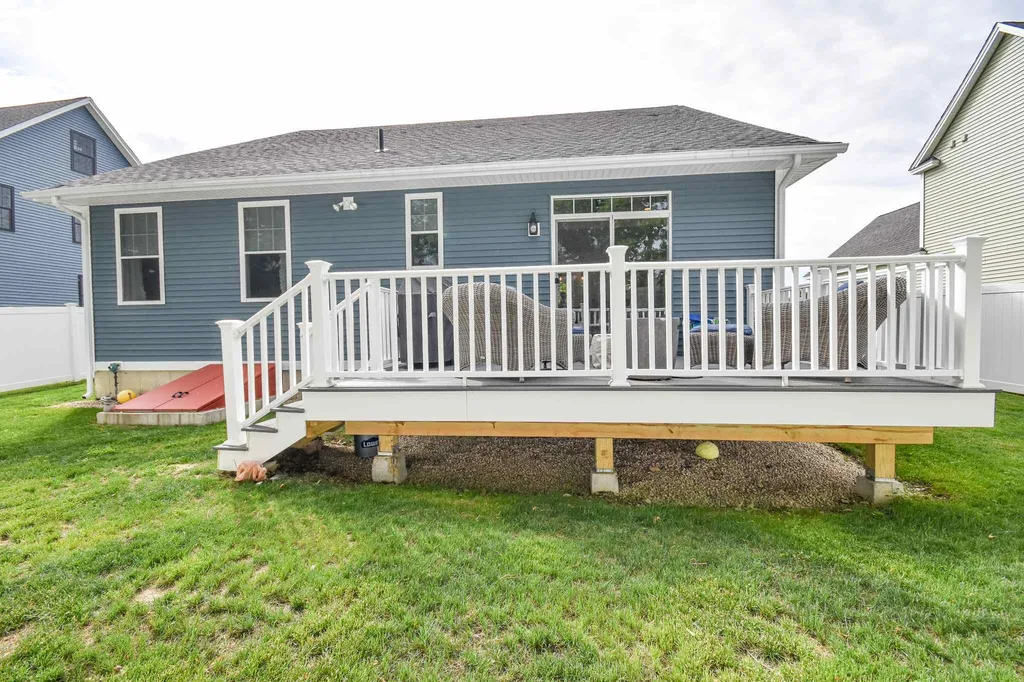 15 Topaz Drive Dover NH 03820