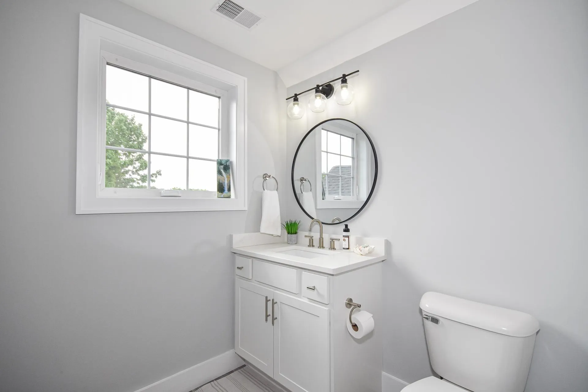 15 Topaz Drive Dover NH 03820