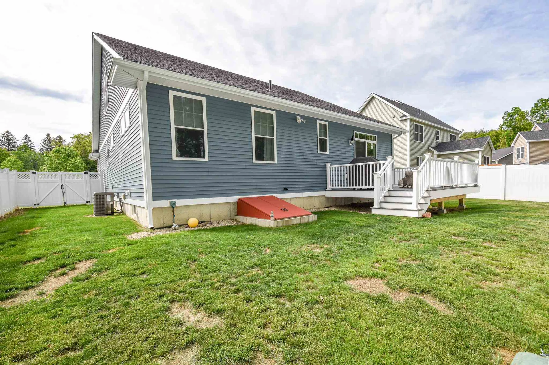15 Topaz Drive Dover NH 03820