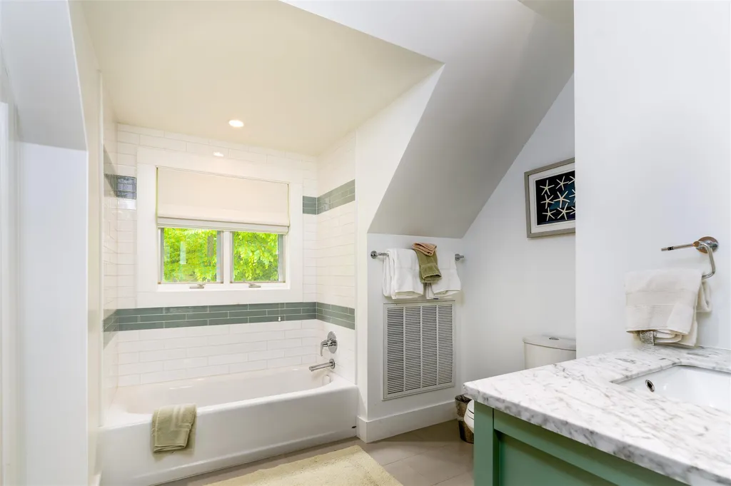 527 Billings Hill Road Stowe VT 05672