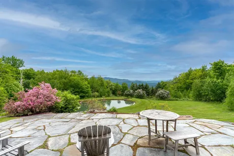 527 Billings Hill Road Stowe VT 05672