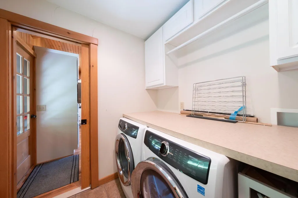 25 Queens Way Lincoln NH 03251