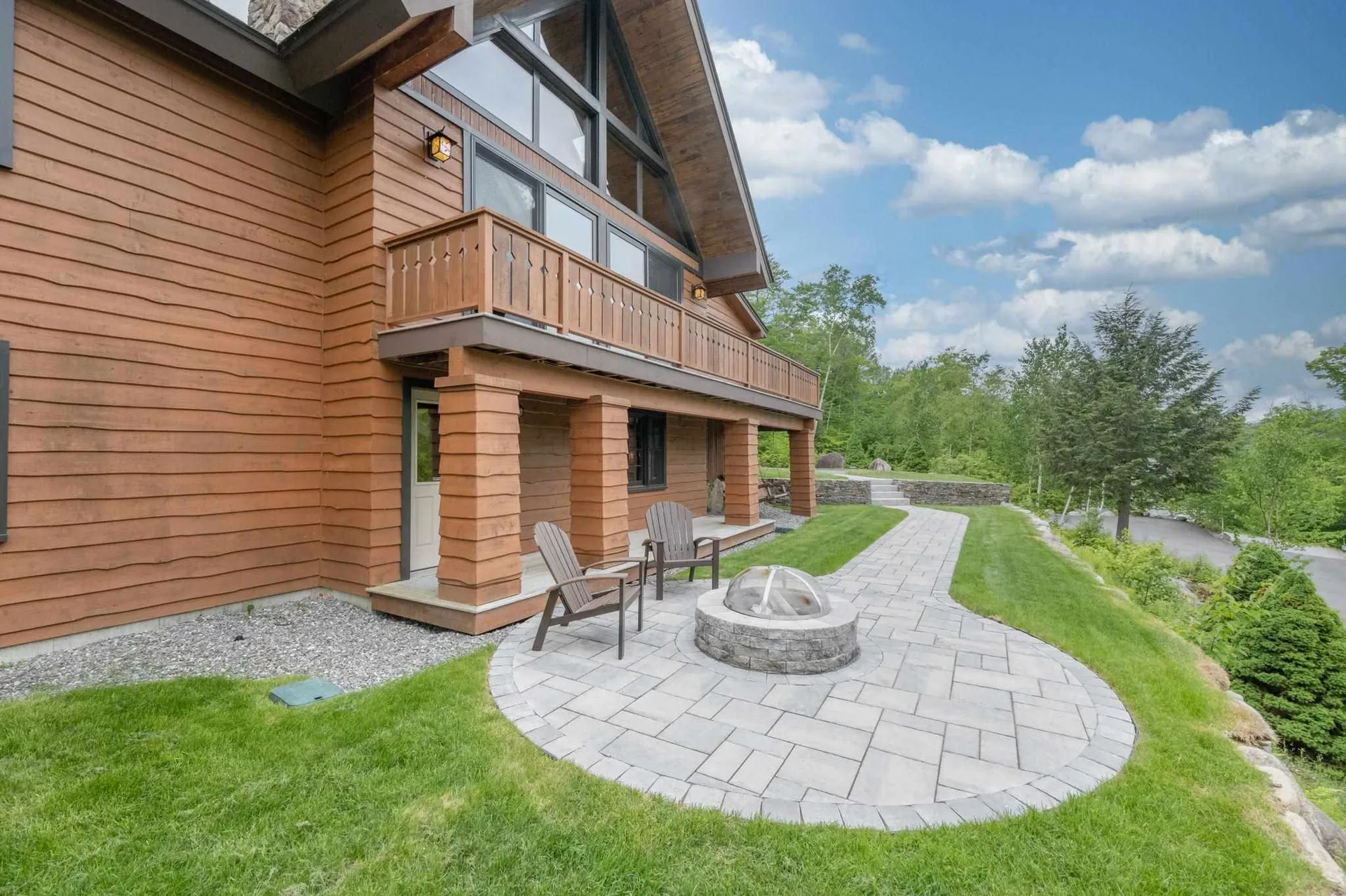 25 Queens Way Lincoln NH 03251