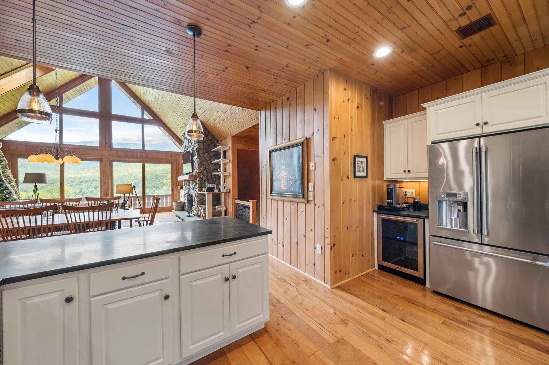 25 Queens Way Lincoln NH 03251