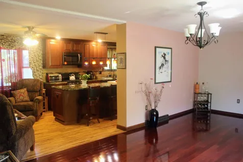 21 Clearview Drive Nashua NH 03062