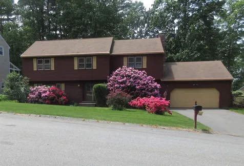 21 Clearview Drive Nashua NH 03062