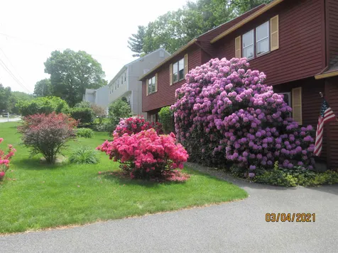 21 Clearview Drive Nashua NH 03062