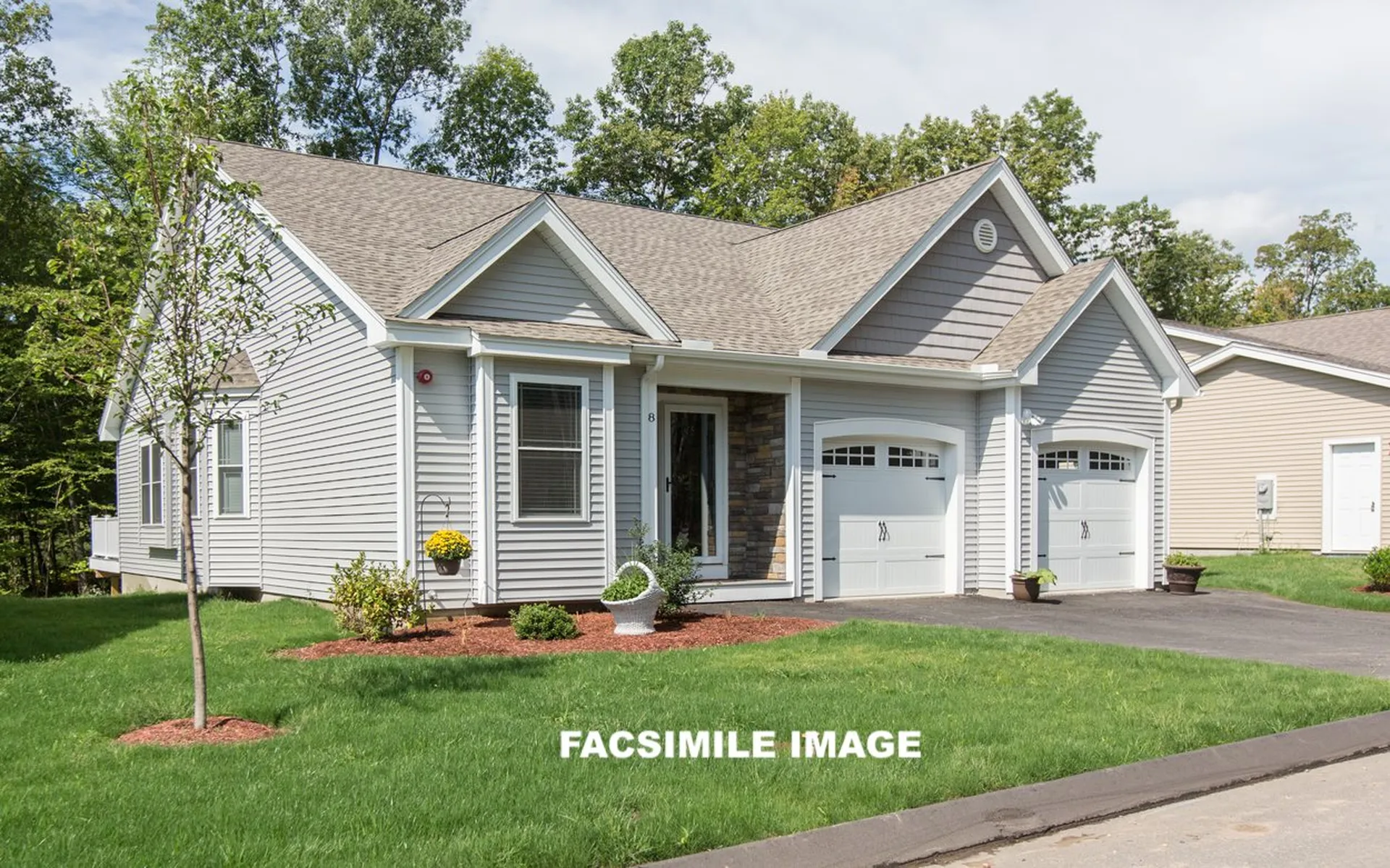 15 Redwood Road Pelham NH 03076