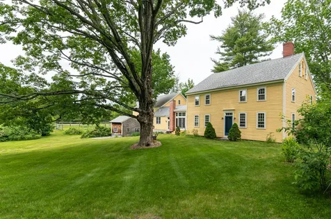 154 Pickpocket Road Brentwood NH 03833