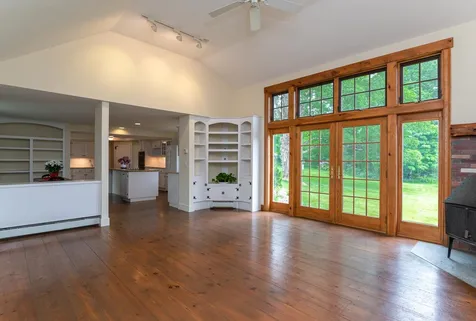 154 Pickpocket Road Brentwood NH 03833