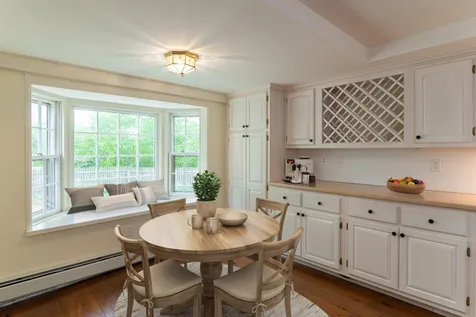 154 Pickpocket Road Brentwood NH 03833