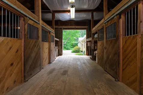 154 Pickpocket Road Brentwood NH 03833