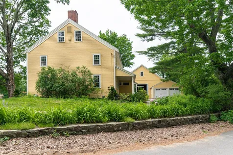 154 Pickpocket Road Brentwood NH 03833