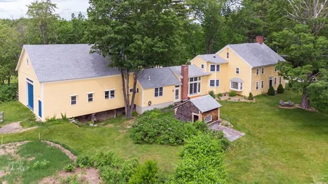 154 Pickpocket Road Brentwood NH 03833