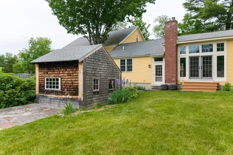 154 Pickpocket Road Brentwood NH 03833