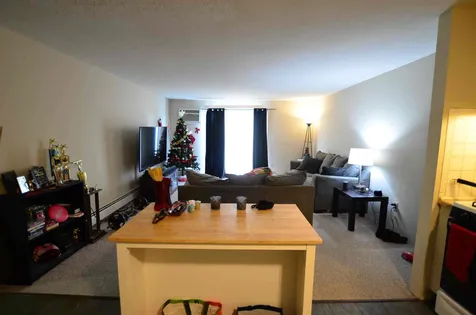 124 Mammoth Road Hooksett NH 03106