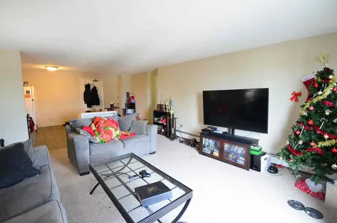 124 Mammoth Road Hooksett NH 03106