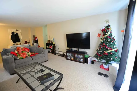124 Mammoth Road Hooksett NH 03106