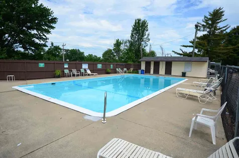 124 Mammoth Road Hooksett NH 03106