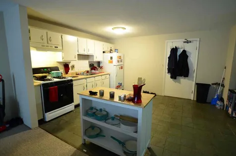124 Mammoth Road Hooksett NH 03106