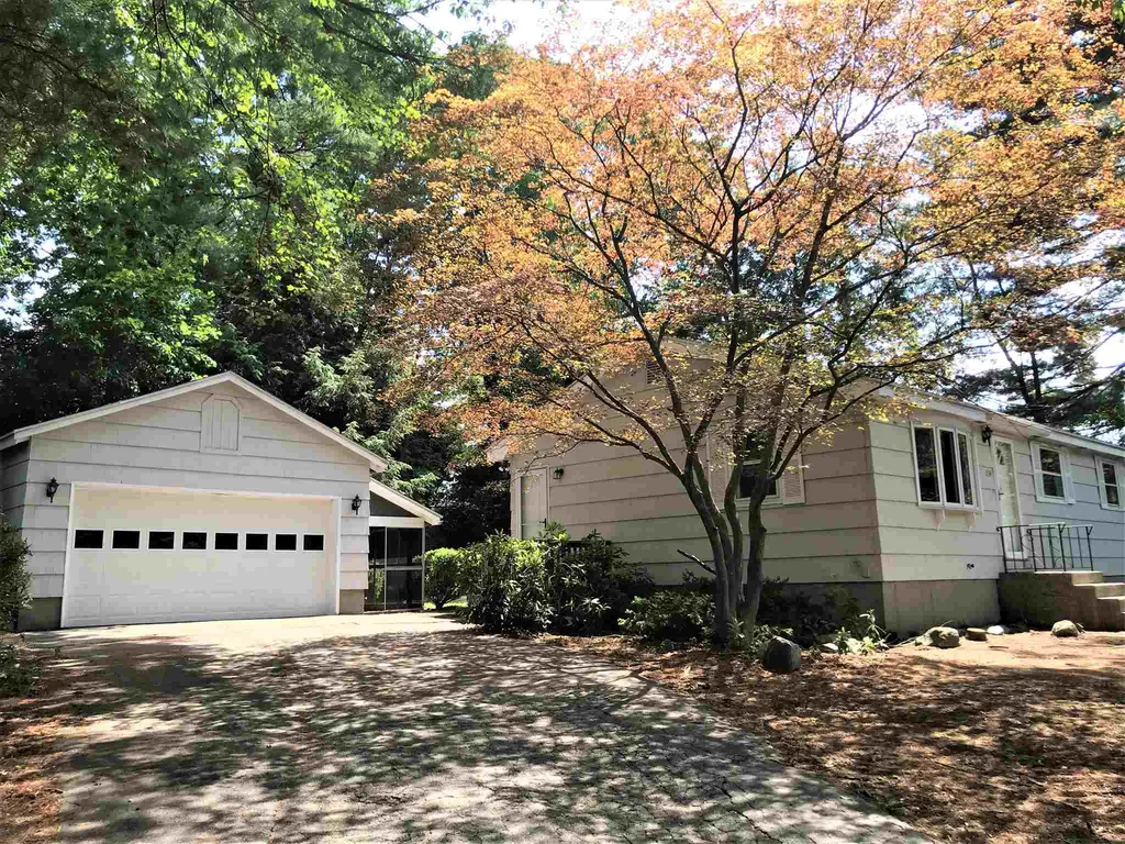 234 Harris Road Nashua NH 03062