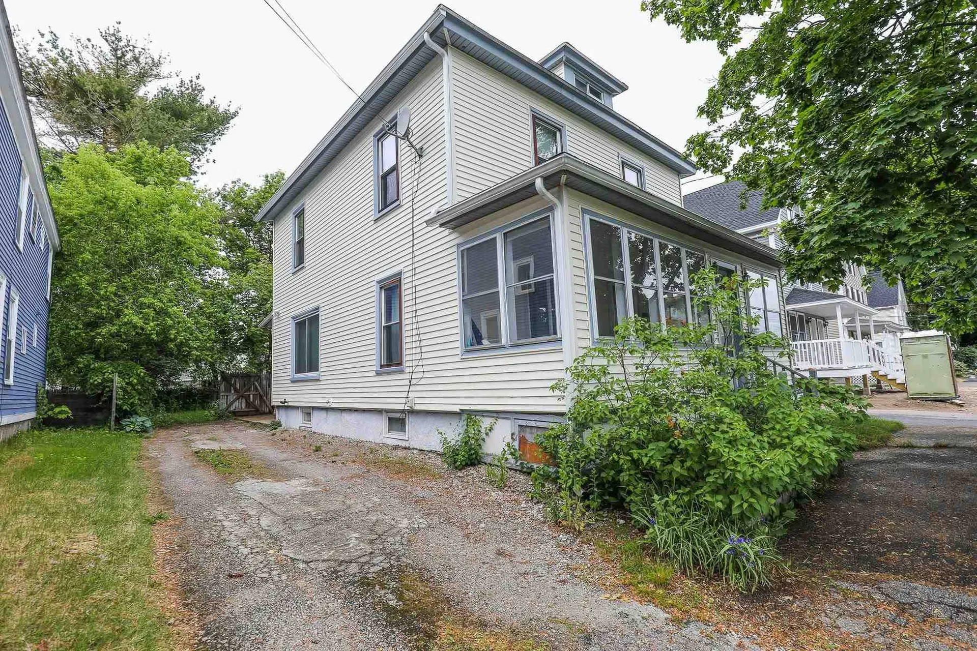 93 Dartmouth Street Manchester NH 03102
