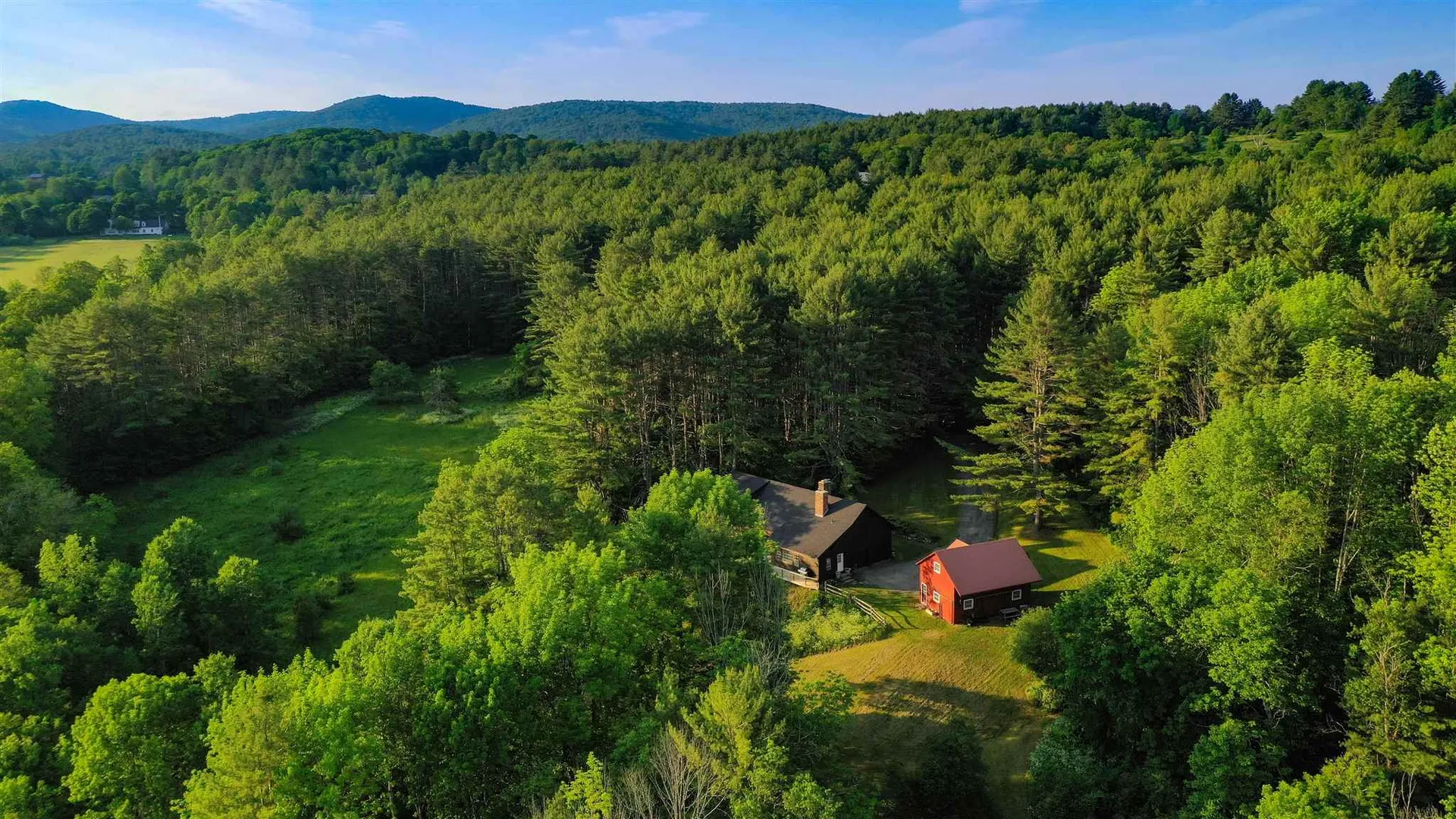 170 Thorn Apple Lane Hartford VT 05059