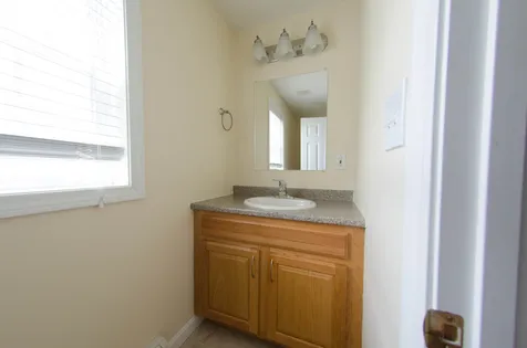 101 Elmhurst Avenue Manchester NH 03103