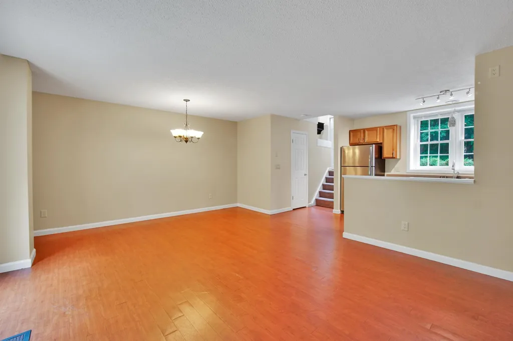 438 Oak Circle Colchester VT 05446