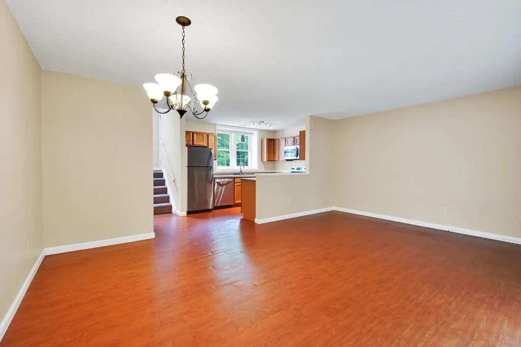 438 Oak Circle Colchester VT 05446