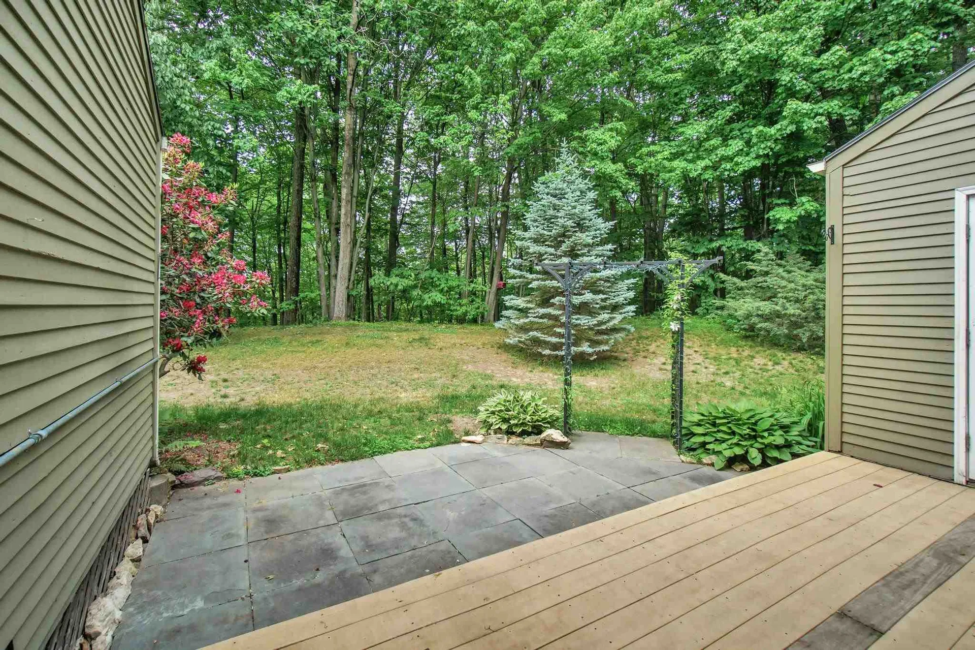 438 Oak Circle Colchester VT 05446