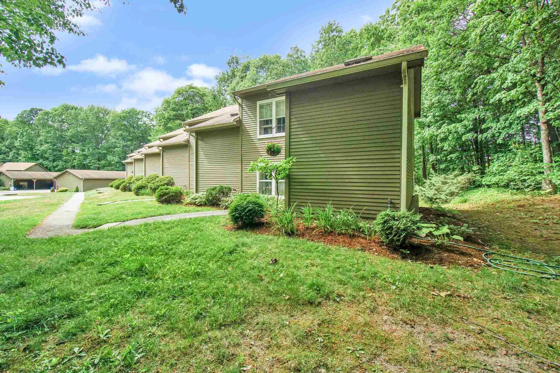 438 Oak Circle Colchester VT 05446