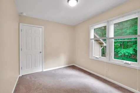 438 Oak Circle Colchester VT 05446