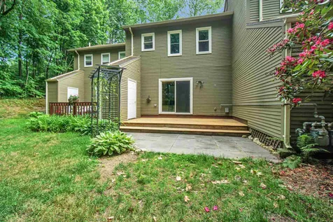 438 Oak Circle Colchester VT 05446