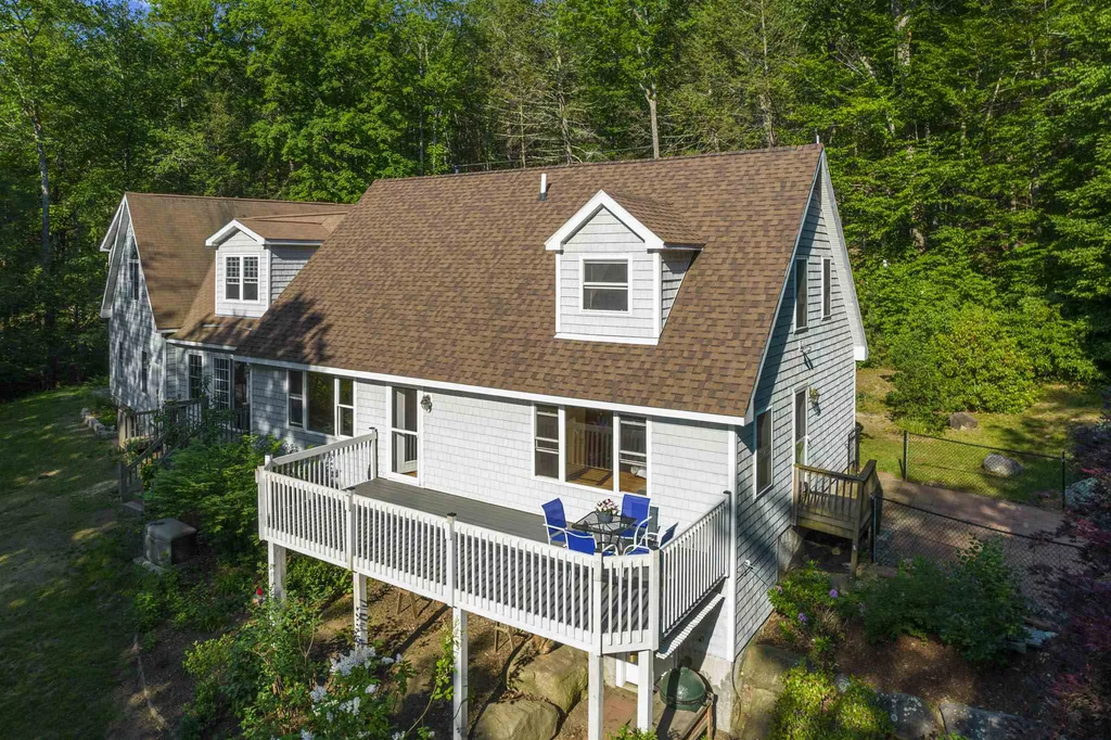152 Flower Drive Barrington NH 03825