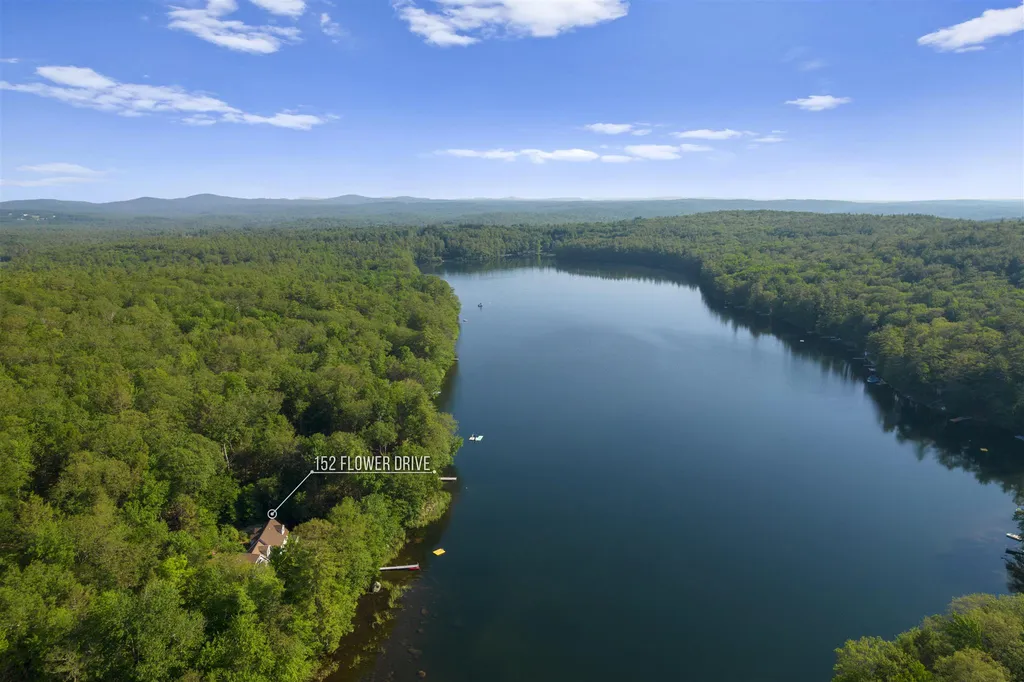 152 Flower Drive Barrington NH 03825