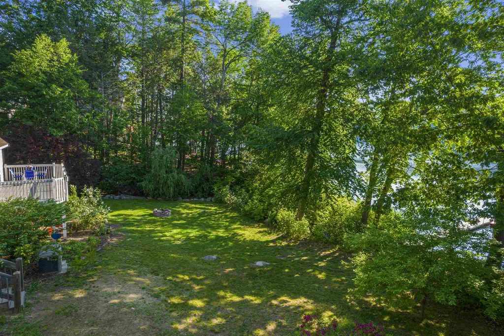 152 Flower Drive Barrington NH 03825