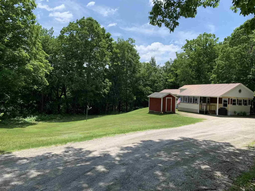 66 Town Pound Road Campton NH 03223