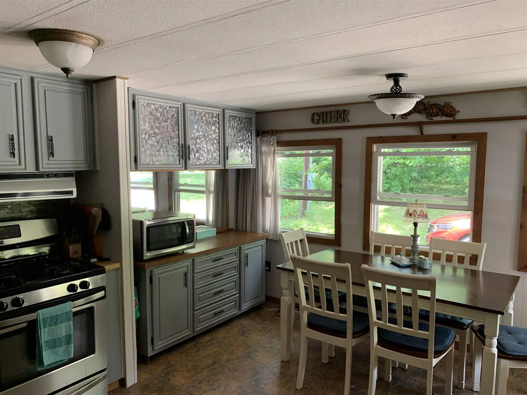 66 Town Pound Road Campton NH 03223
