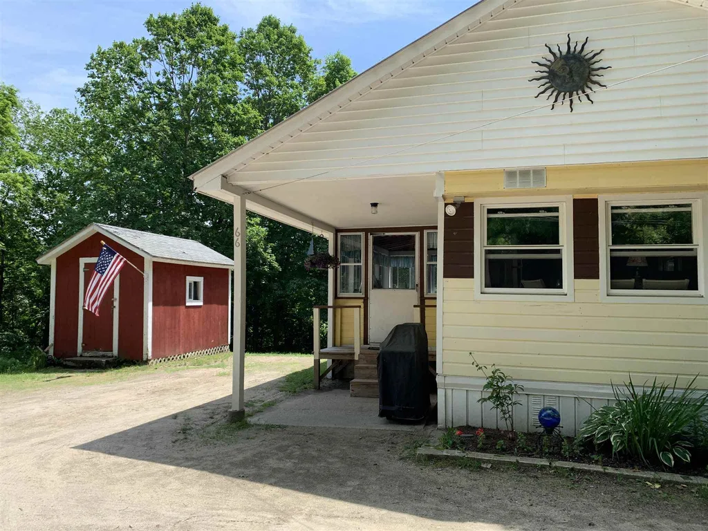 66 Town Pound Road Campton NH 03223